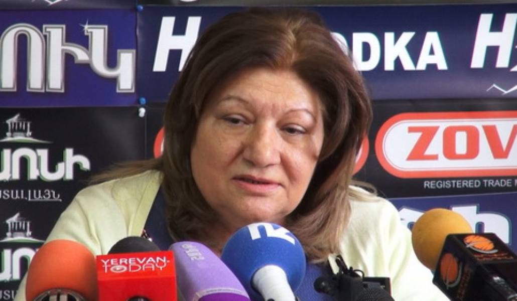 Diana-nkar-Narine-Hovhannisyan