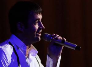 Պեւցովը երգեց Երեւանում