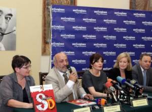 Դալիի նկարները`Երևանում