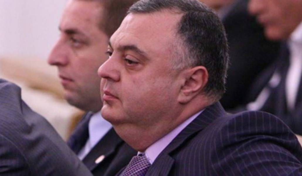 37de6188b2906ce6ef02273607f5c19e