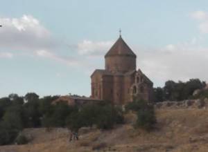 Հարազատ եւ օտար Թուրքիան