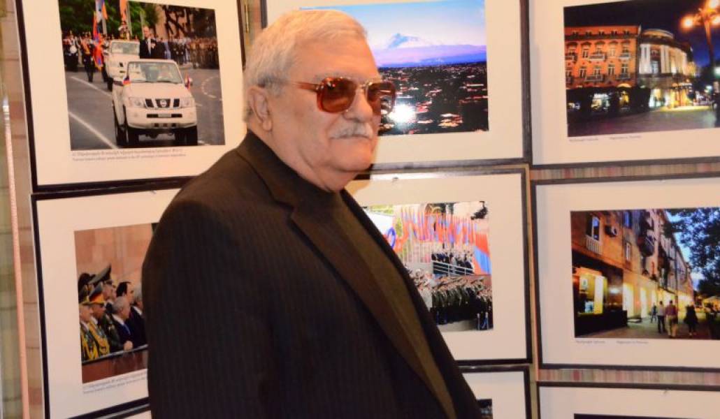 27c08e0fec40ecab65fe4ec6c046272f