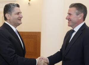 Վարչապետն ընդունել է լեգենդար մարզիկին