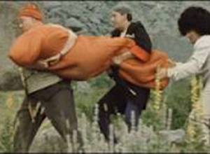 Похитители девушки – с обвинением о похищении личности (видеоматериал)