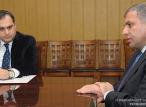 Արա Զոհրաբյանը հանդիպել է Արարատի մարզպետին