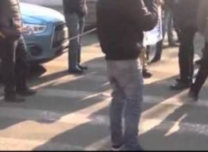 «Не говорите с нами на языке обязательств»