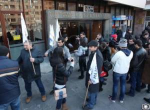 Three employees of Yerevan Metro fired