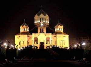 Новое освещение церкви  Святого Григора Лусаворича