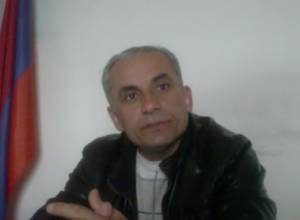 Сельский староста борется в одиночку