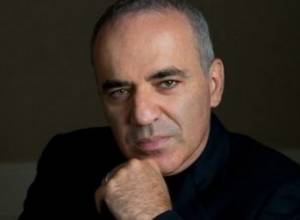 Каспаров не связывает надежд с путинским МИДом