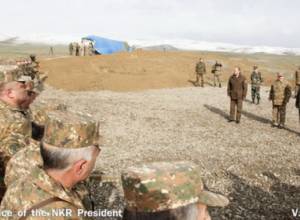 Bako Sahakyan attends artillery regimental tactic exercises of NKR Defense Army