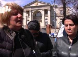 «Հարսնաքարի» գործով դատապարտված անձանց հարազատները՝ նախագահականի մոտ