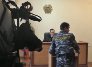 “Republican party threatens the Court?”