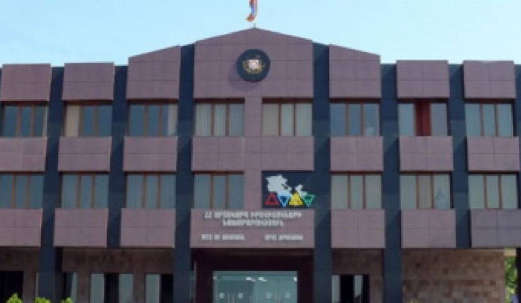 33b61250b925b699f8d646186cf9b117