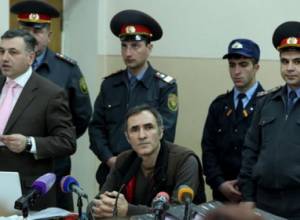 For Vardan Petrosyan’s case, two hours in consultation room: aravot.am