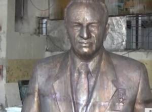 Anastas Mikoyan's bronze statue is almost ready: Exclusive footage from foundry