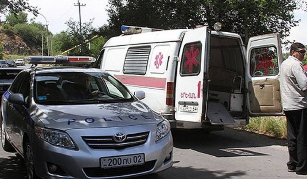 3d50c0684834672b3de9b1d9e431a669