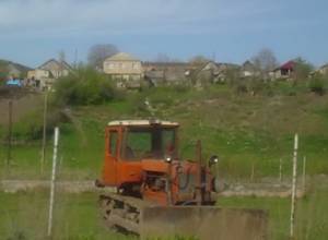 Գյուղացին վաղուց խաչ է քաշել բոլորի վրա