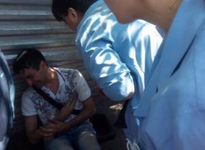 More citizens detained: Ambulance vehicles and paramedics arrive at Saryan street