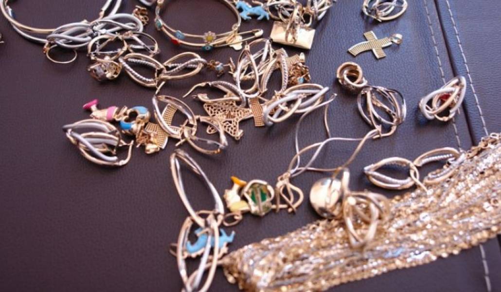 fa3c3b2965dbf198ba123dc2cb2842da