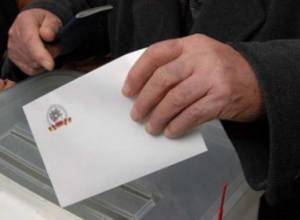 Two Republican candidates vying to be head of Antarashen community