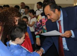 Նախարարը փոխանցել է իր մանկության ընկերոջ բարեմաղթանքները