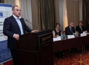 Համալիրի աշխատակիցները՝ ռազմագերիներ