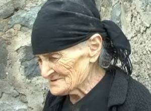 Grandmother Araksya from village Tegh remembers young years
