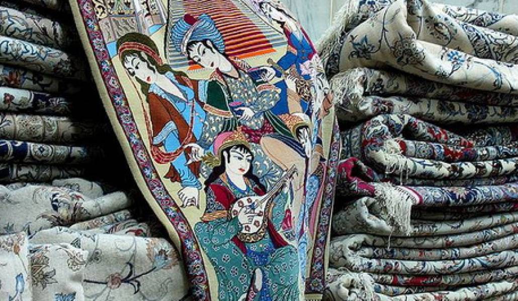 379677_602000969818797_407625261_n