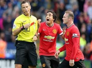 Футболисты «Манчестера» раскритиковали Луи ван Гали 