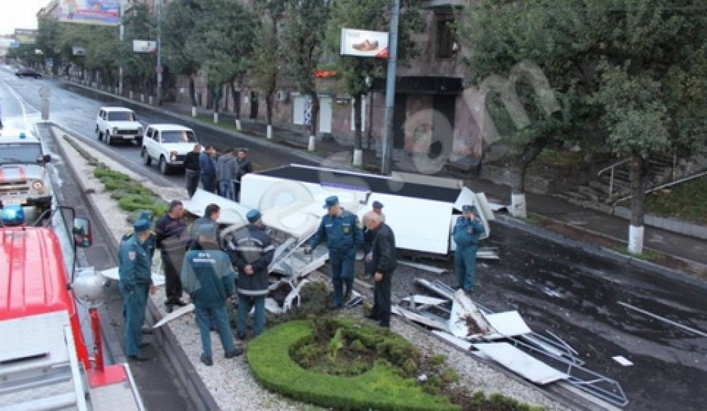 IMG_2894-11230-650-500-100-rd-255-255-255-wm-center_middle-100-mespng