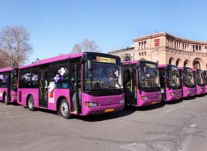 Общественный транспорт работает не для граждан?