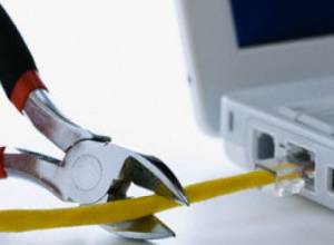 Психолог: Интернет отдаляет мужей от семьи