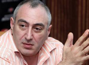 Post Scriptum to host Karen Kocharyan