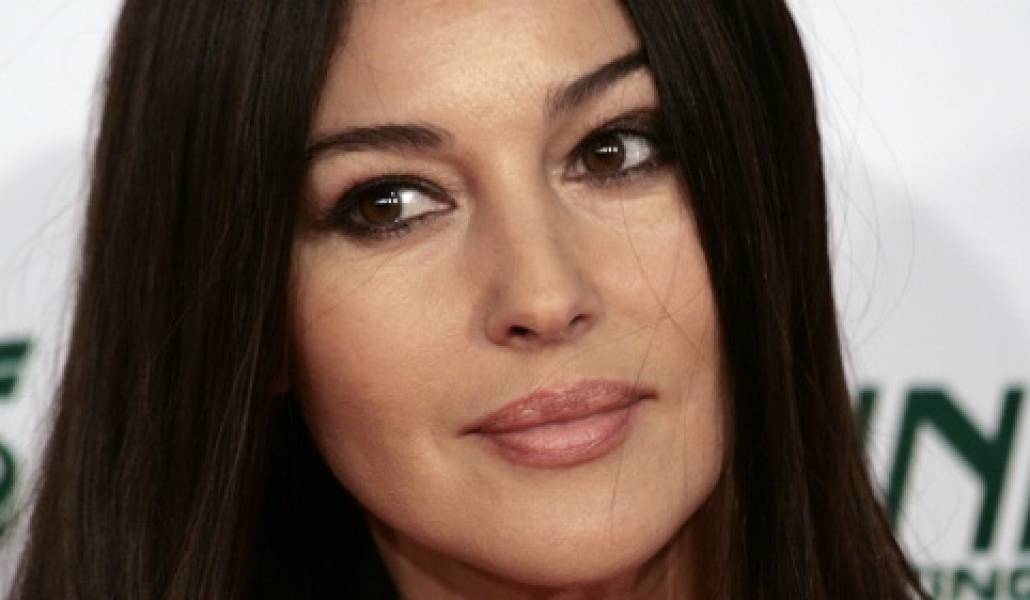 Monica_Bellucci_Womens_World_Awards_2009_b