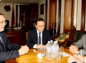 Armenian Defence Minister, Russian Ambassador discuss bilateral relations