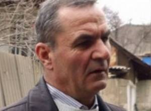 The head of the community bought the most expensive house of the community