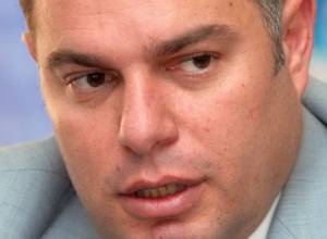 Which forces will Serzh Sargsyan hold consultations with?