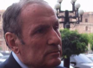 Levon Ter-Petrosyan, Ambassador Zdzisław Raczyński discuss political situation in Armenia