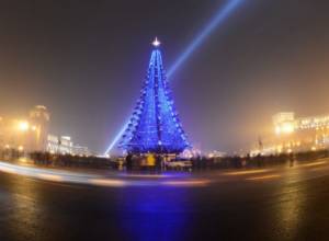 Елки разных лет – архивные фотографии