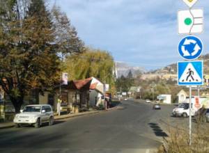 Դիլիջանի թունելից մինչև հրապարակ համապատասխան նշաններ են տեղադրվել