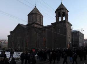 Վերջին հրաժեշտը Ավետիսյանների ընտանիքին. ուղիղ (1in. am)