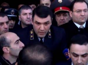 People are demanding the Prosecutor