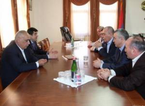 Премьер-министр НКР принял делегацию союза добровольцев «Еркрапа»