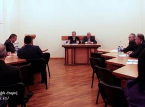 ԼՂՀ ԱԺ-ն քննարկել է վերահսկողության մեխանիզմների հարցը