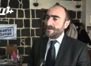 Karabak war veterans return medals