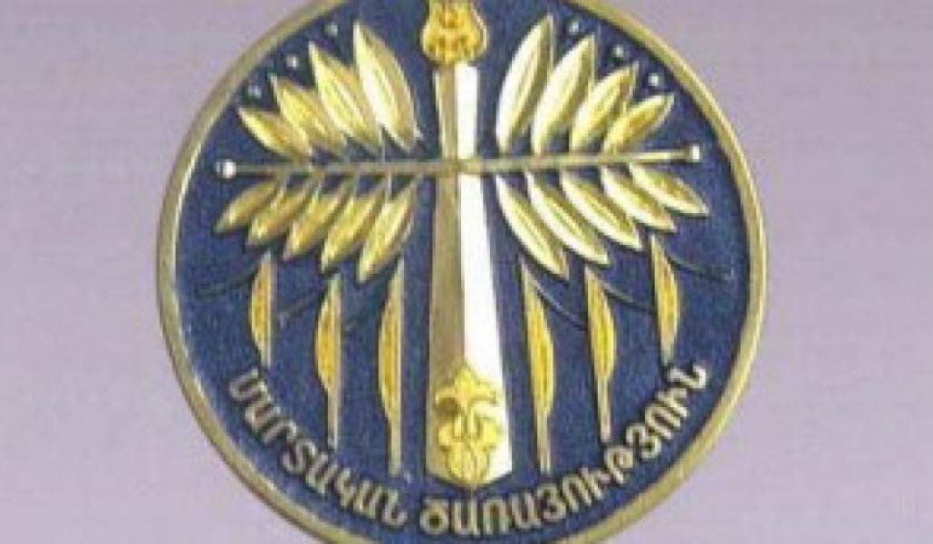 9c9497e182e926b1b18d56b06e1f4832