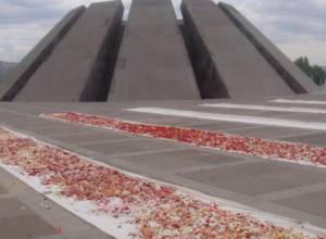 On April 24 citizens’ entrance to Tsitsernakaberd to be open from 13:00