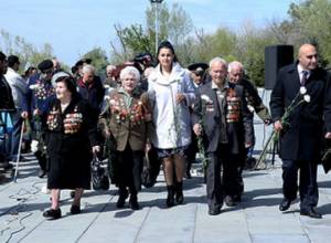 Veterans of Great Patriotic War visit Tsitsernakaberd Memorial