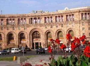 Пожар в гостинице «Армения Мариотт»